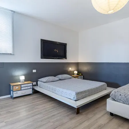 Bed & Breakfast Cascina Cattabreghetta *