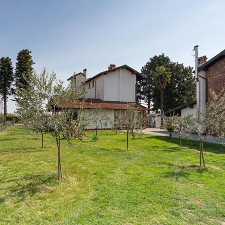Cascina Cattabreghetta 4* Pombia