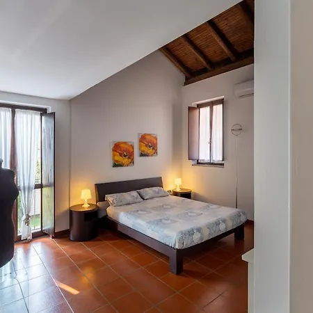 Bed & Breakfast Cascina Cattabreghetta 4*