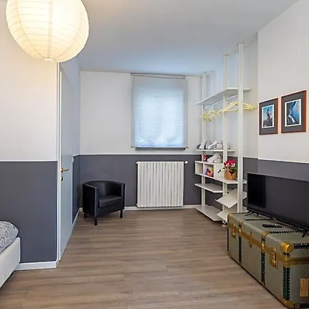 Cascina Cattabreghetta Bed & Breakfast Pombia