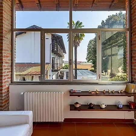 Cascina Cattabreghetta Bed & Breakfast Pombia